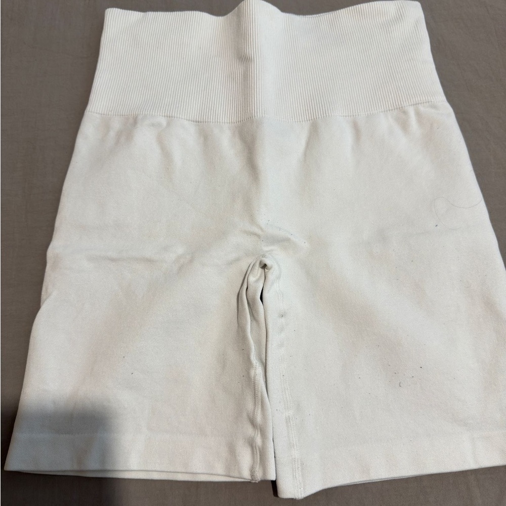 TNA White Bike Shorts High-Waisted Seamless Design